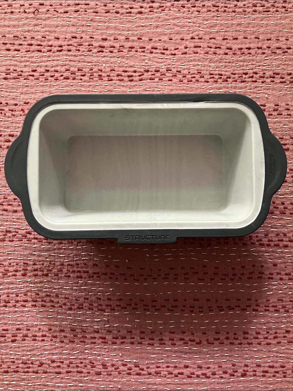 Trudeau structure silicone loaf pan , gently used